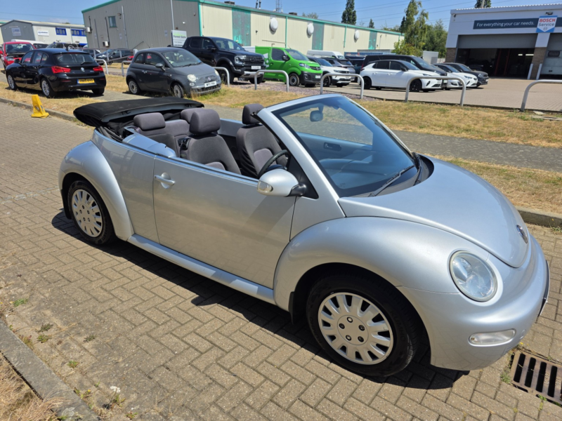 2004 Volkswagen Beetle 1.6 Convertible in Silver — image 1