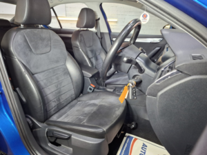 2016 Skoda Octavia 1.6 Tdi Se L in Blue — image 6