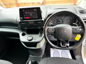 2021 Citroen Berlingo 3 SEAT Auto Wheelchair Accessible Disabled Access Vehicle Wav in White — image 2