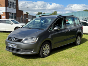 2015 Volkswagen Sharan 2.0 Tdi Bluemotion Tech Se MPV 5dr Diesel Manual Euro 5 (s/s) (140 Ps) in Grey — image 4