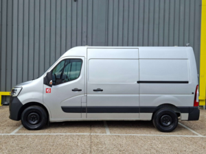 2022 Renault Master Trucks in Grey — image 5