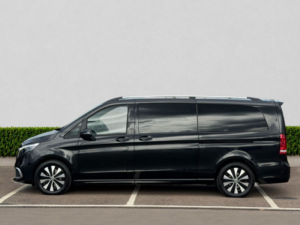 2020 Mercedes-Benz Eqv Eqv 300e 90kwh Sport (premium) MPV 5dr Electric Auto (204 Ps) in Black — image 4