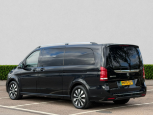 2020 Mercedes-Benz Eqv Eqv 300e 90kwh Sport (premium) MPV 5dr Electric Auto (204 Ps) in Black — image 5