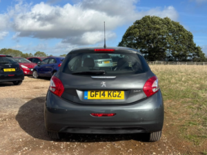 2014 Peugeot 208 1.0 Vti Active in Grey — image 6