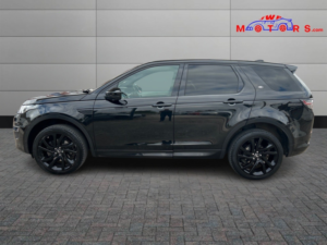 2017 Land Rover Discovery Sport 2.0 Td4 Hse Dynamic Lux in Black — image 4