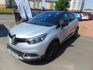 2015 Renault Captur 0.9 Signature Energy Tce 90 * Only 36850 Miles * Mot June 2027 * Full Service History * Finance Avai in Silver — image 5