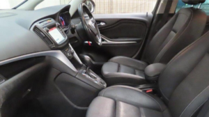 2017 Vauxhall Zafira Tourer 1.4i Turbo Sri Nav Auto Euro 6 5dr in White — image 2