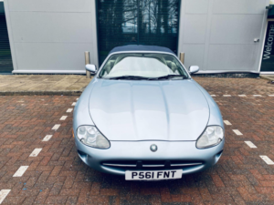 1997 Jaguar Xk8 4.0 Convertible in Blue — image 6