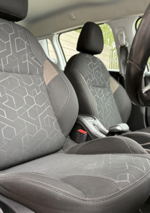 2015 Peugeot 2008 1.2 Puretech Active in White — image 5