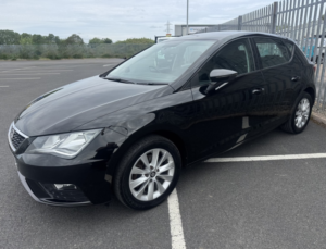2019 SEAT Leon 1.5 Tsi Evo Se in Black — image 2