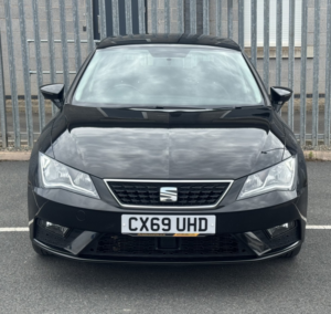 2019 SEAT Leon 1.5 Tsi Evo Se in Black — image 3