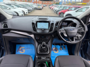 2018 Ford Kuga 1.5 Tdci Titanium Euro 6 (s/s) 5dr in Blue — image 2