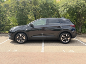 2018 Vauxhall Grandland X 1.2 Turbo Sport Nav in Black — image 2