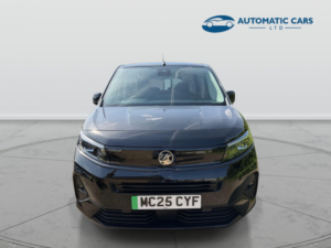 2025 Vauxhall Combo Life Design Xl Seven Seater in Black — image 2