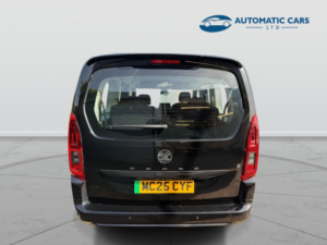 2025 Vauxhall Combo Life Design Xl Seven Seater in Black — image 6