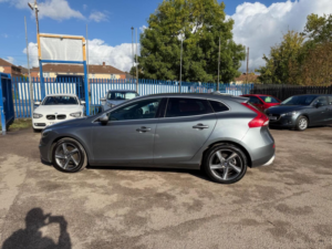 2016 Volvo V40 2.0 D2 R-Design Lux Euro 6 (s/s) 5dr in Grey — image 4