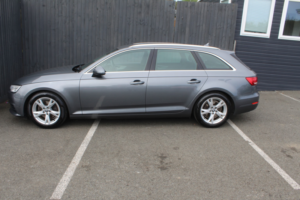 2017 Audi A4 Avant 2.0 Tdi Ultra Sport in Grey — image 3
