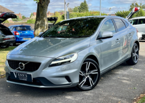 2018 Volvo V40 2.0 R-Design Pro T3 in Silver — image 3