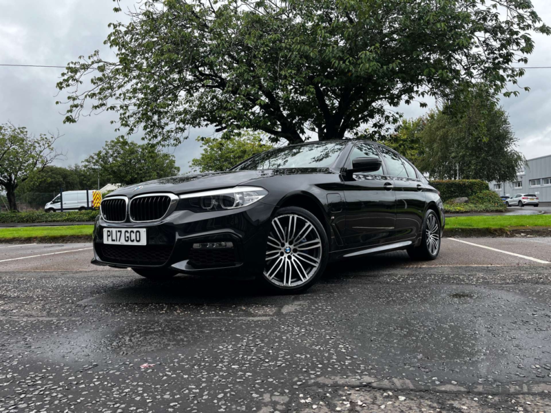 2017 BMW 5 Series 2.0 530e M Sport Auto 4dr in Black — image 1