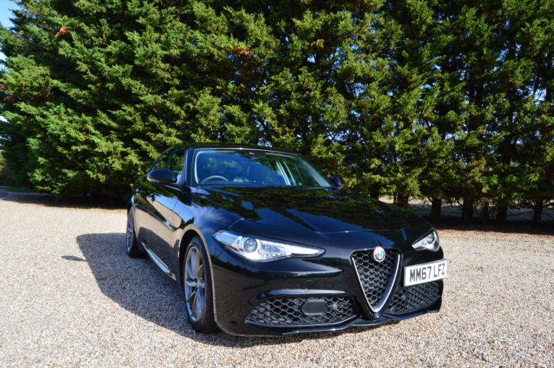 2017 Alfa Romeo Giulia 2.0 Giulia E6b 2.0 Turbo Petrol 280hp Veloce in Black — image 1