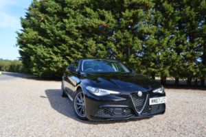 2017 Alfa Romeo Giulia 2.0 Giulia E6b 2.0 Turbo Petrol 280hp Veloce in Black — image 3