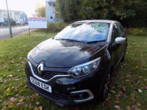 2018 Renault Captur 0.9 Tce Energy Play Euro 6 (s/s) 5dr in Black — image 3