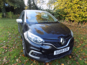 2018 Renault Captur 0.9 Tce Energy Play Euro 6 (s/s) 5dr in Black — image 5