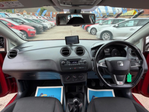2014 SEAT Ibiza 1.2 Tsi Fr Euro 5 5dr in Red — image 2