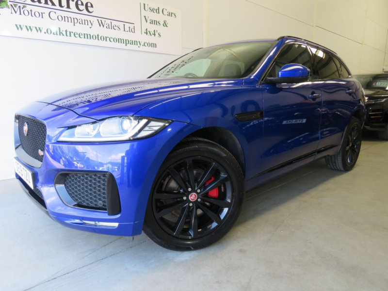 2019 Jaguar F-Pace 3.0 D300 V6 S Auto AWD Euro 6 (s/s) 5dr in Blue — image 1