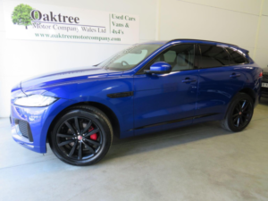 2019 Jaguar F-Pace 3.0 D300 V6 S Auto AWD Euro 6 (s/s) 5dr in Blue — image 3