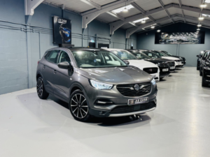2021 Vauxhall Grandland X 1.2 Turbo Elite Nav in Grey — image 4