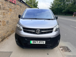 2022 Vauxhall Vivaro Electric 3100 75kwh Dynamic Auto L1 H1 5dr in Grey — image 5