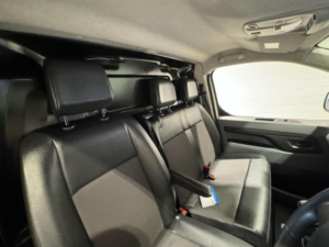 2021 Vauxhall Vivaro 2.0 Turbo D 3100 Dynamic L2 H1 Euro 6 (s/s) 6dr in White — image 4