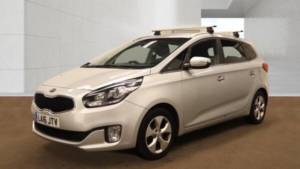 2016 Kia Carens 1.7 Crdi 2 Euro 6 (s/s) 5dr in Silver — image 4