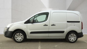 2018 Citroen Berlingo 1.6 Bluehdi 625 Enterprise L1 5dr in Silver — image 3