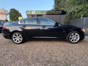 2008 Jaguar Xf 2.7d V6 Luxury Auto Euro 4 4dr in Black — image 4