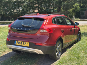 2014 Volvo V40 Cross Country 1.6 D2 Lux in Red — image 4