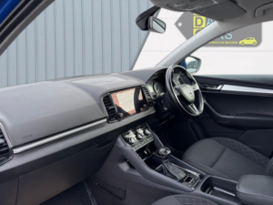 2018 Skoda Karoq 1.5 Tsi Se Technology in Blue — image 5
