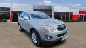 2012 Vauxhall Antara 2.2 Cdti Exclusiv in Silver — image 2