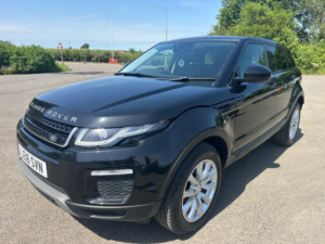 2016 Land Rover Range Rover Evoque 2.0 Td4 Se Tech in Black — image 2