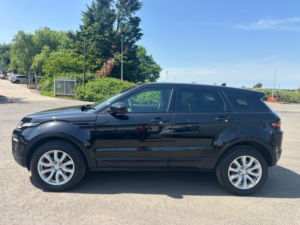2016 Land Rover Range Rover Evoque 2.0 Td4 Se Tech in Black — image 3