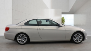 2010 BMW 3 Series 2.0 320d Se Convertible in Silver — image 5