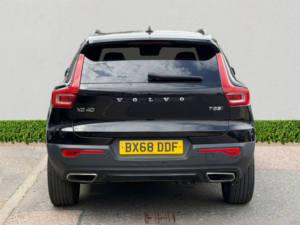2018 Volvo Xc40 2.0 T5 R-Design SUV 5dr Petrol Auto AWD Euro 6 (s/s) (247 Ps) in Black — image 6