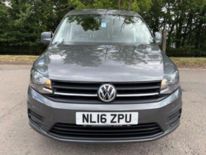 2016 Volkswagen Caddy 2.0 Tdi C20 Bluemotion Tech Highline Swb Euro 6 (s/s) 5dr in Grey — image 2