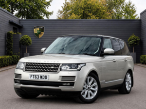 2014 Land Rover Range Rover 3.0 Td V6 Vogue Auto 4WD Euro 5 (s/s) 5dr in Gold — image 5