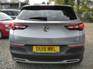 2018 Vauxhall Grandland X 1.2 Turbo Sport Nav SUV 5dr Petrol Manual Euro 6 (s/s) (130 Ps) in Grey — image 4
