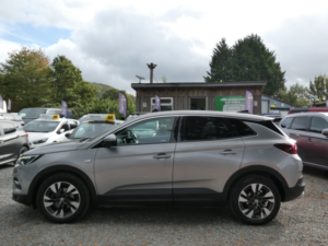 2018 Vauxhall Grandland X 1.2 Turbo Sport Nav SUV 5dr Petrol Manual Euro 6 (s/s) (130 Ps) in Grey — image 6