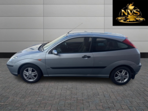 2005 Ford Focus 1.6 I 16v Zetec in Silver — image 4