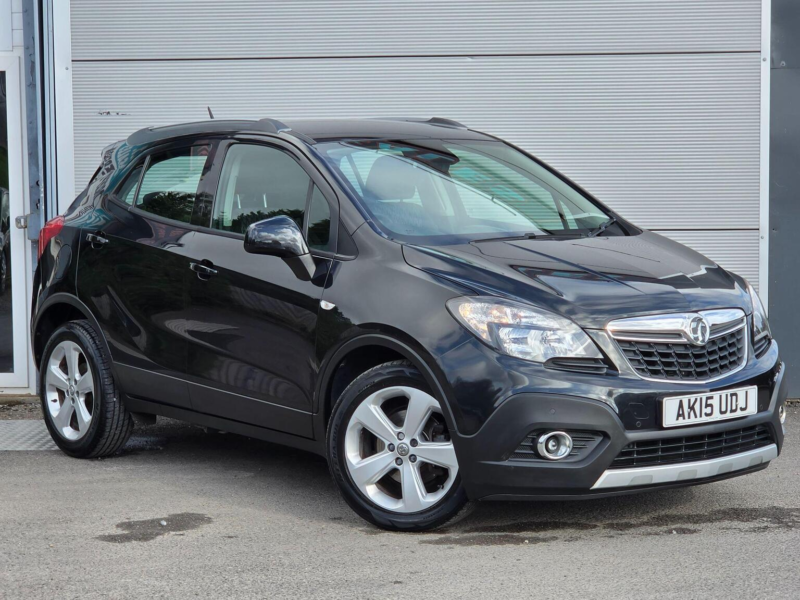 2015 Vauxhall Mokka 1.6i Exclusiv 2WD Euro 6 (s/s) 5dr in Black — image 1