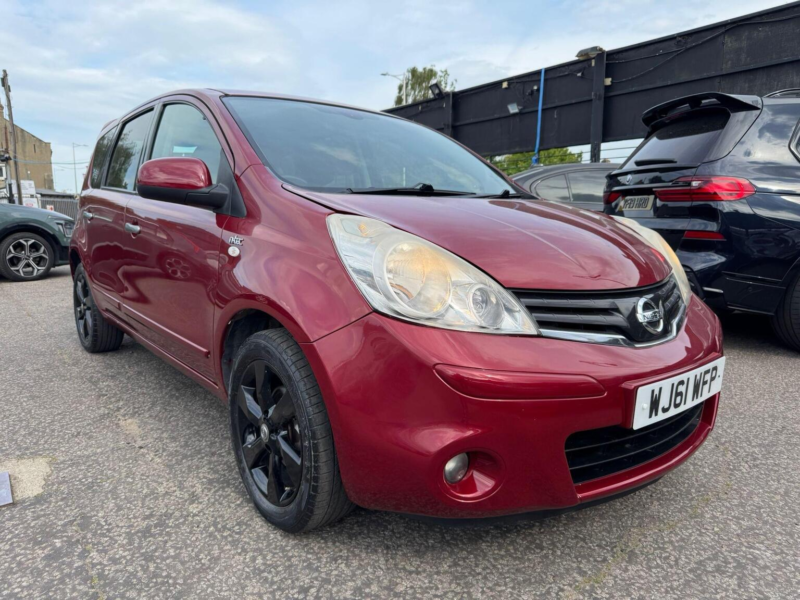 2011 Nissan Note 1.6 16v N-Tec Auto Euro 5 5dr in Red — image 1